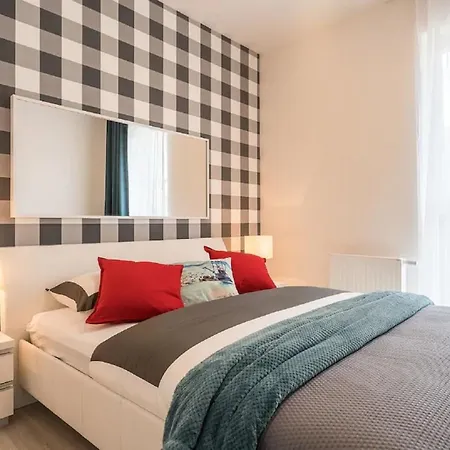 Deluxe By The Railway Station - Parking W Cenie Apart Otel