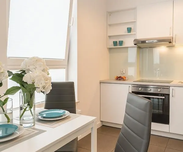 Apart Otel Deluxe By The Railway Station - Parking W Cenie