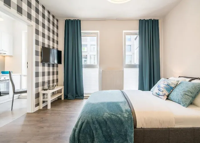 Deluxe By The Railway Station - Parking W Cenie 3*