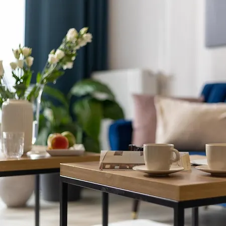 Aparthotel Deluxe By The Railway Station - Parking W Cenie 3*