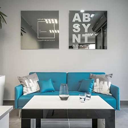 Deluxe By The Railway Station - Parking W Cenie Breslavia