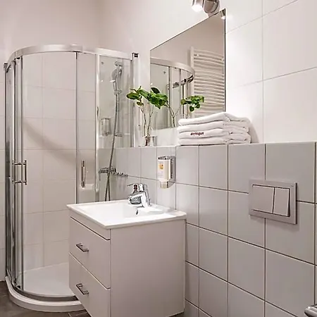 Apart Otel Deluxe By The Railway Station 3*
