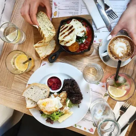 Deluxe By The Railway Station - Parking W Cenie Aparthotel