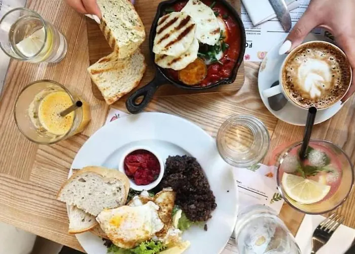 Deluxe By The Railway Station - Parking W Cenie Aparthotel